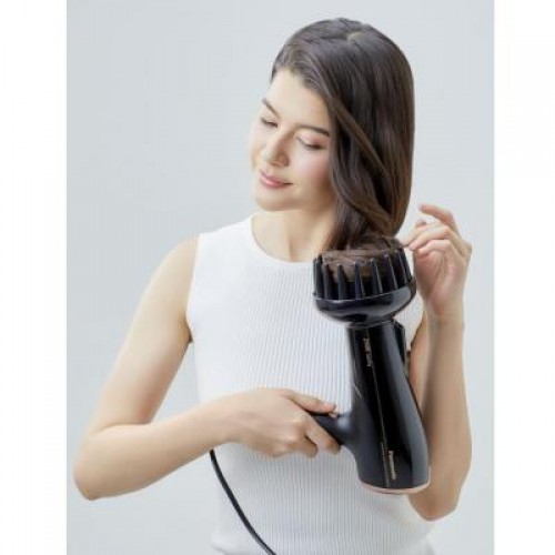 Фен Panasonic EH-NE84-K865