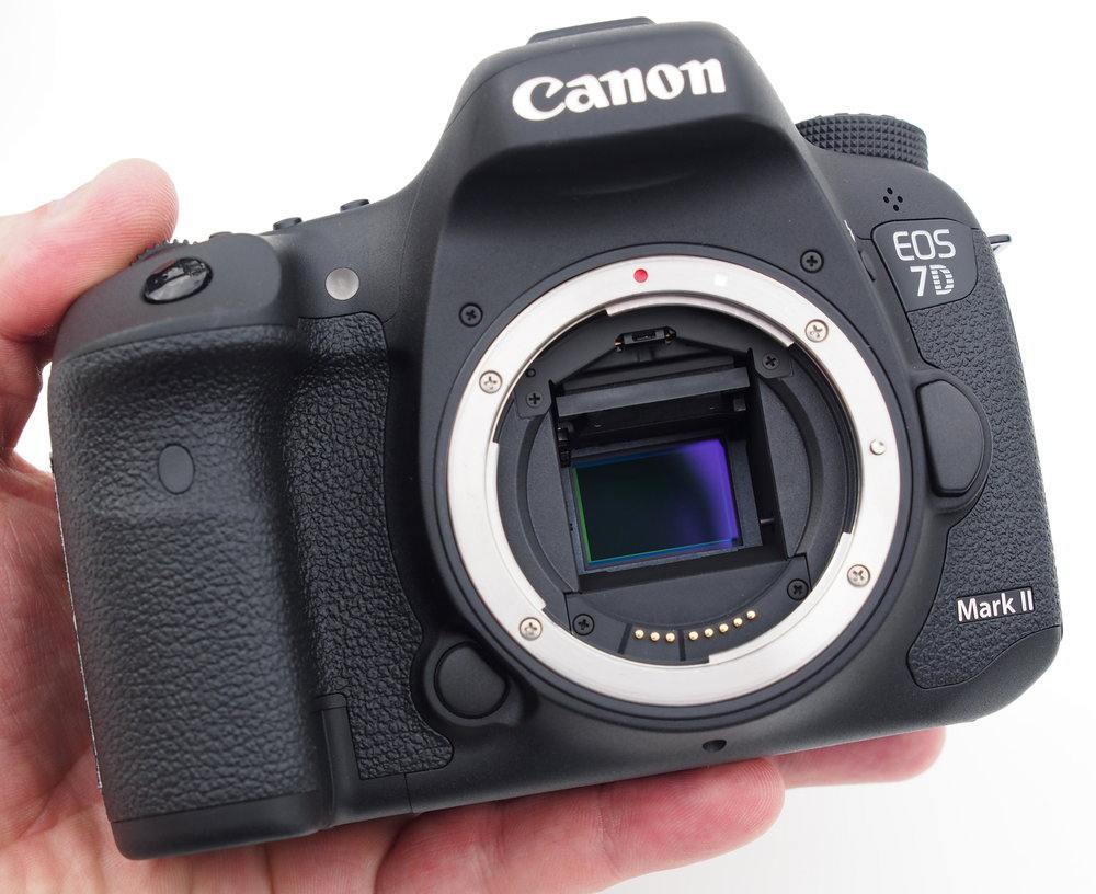 Canon EOS 7D Mark II Body