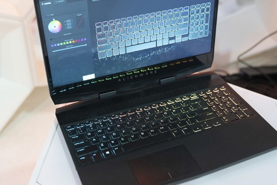 Alienware m15 (AWM15-7806SLV-PUS)