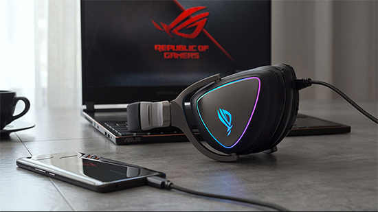 ASUS ROG Delta (90YH00Z1-B2UA00)