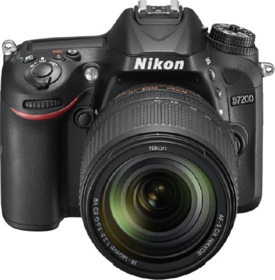 Nikon D7200 kit (18-140mm VR)