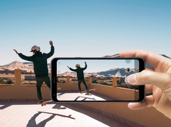 LG Q7