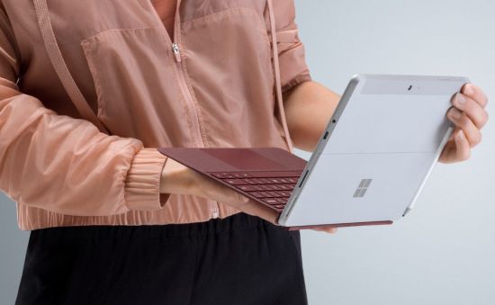 Microsoft Surface Go