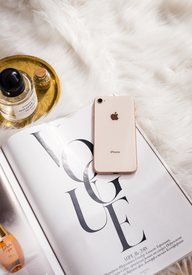 Смартфон Apple iPhone 8 64GB (Gold) (MQ6M2)