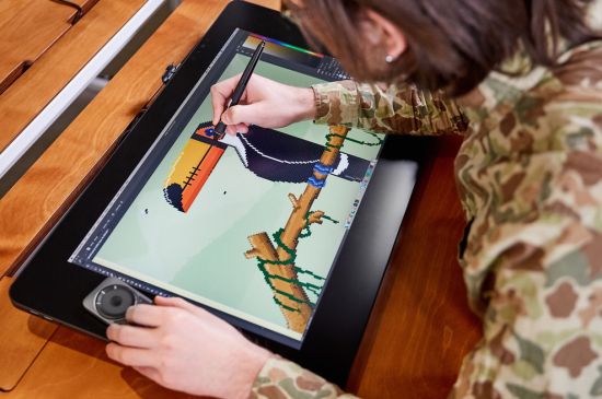 Wacom Cintiq Pro Touch 24 (DTH-2420)